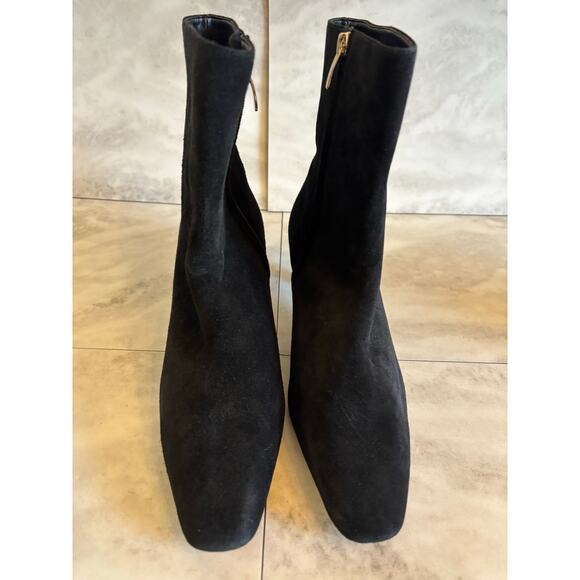 Ann Taylor Women’s Suede Pointed Toe Black Ankle Heeled Boots Size 8.5 Side Zip - Picture 2 of 6